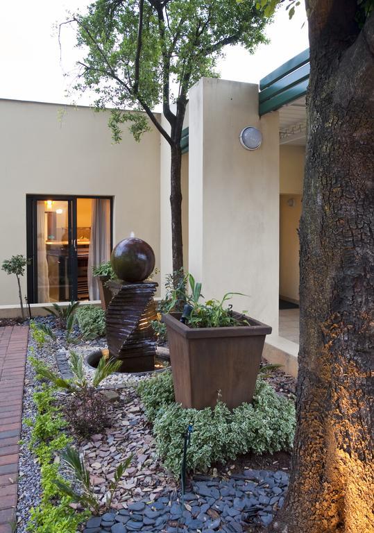 Sentinel Luxury Suite Hotel Pretoria-Noord Extérieur photo